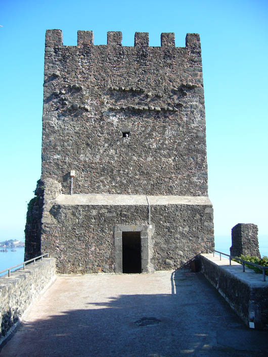 Entrata torre normanna