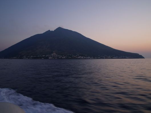 Stromboli vista dalla barca