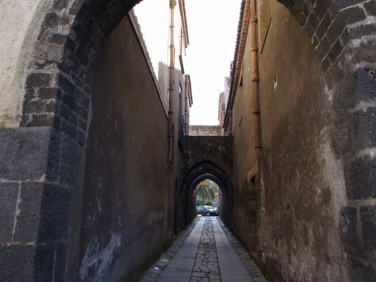 Via degli Archi, Randazzo